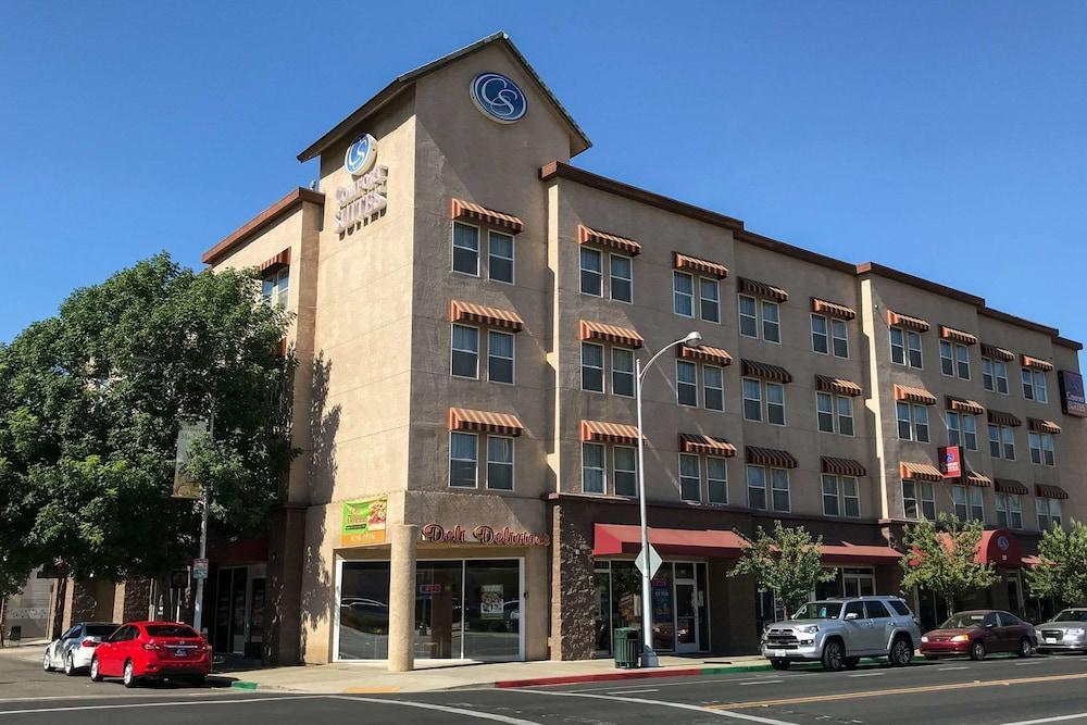 Comfort Suites Visalia - Convention Center Dış mekan fotoğraf