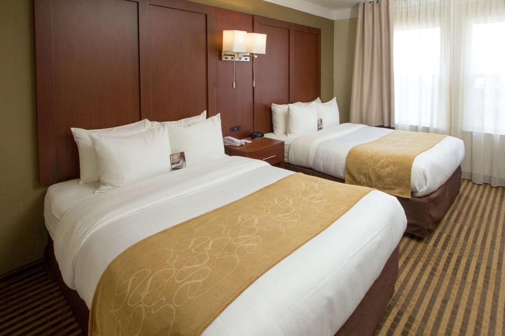 Comfort Suites Visalia - Convention Center Dış mekan fotoğraf