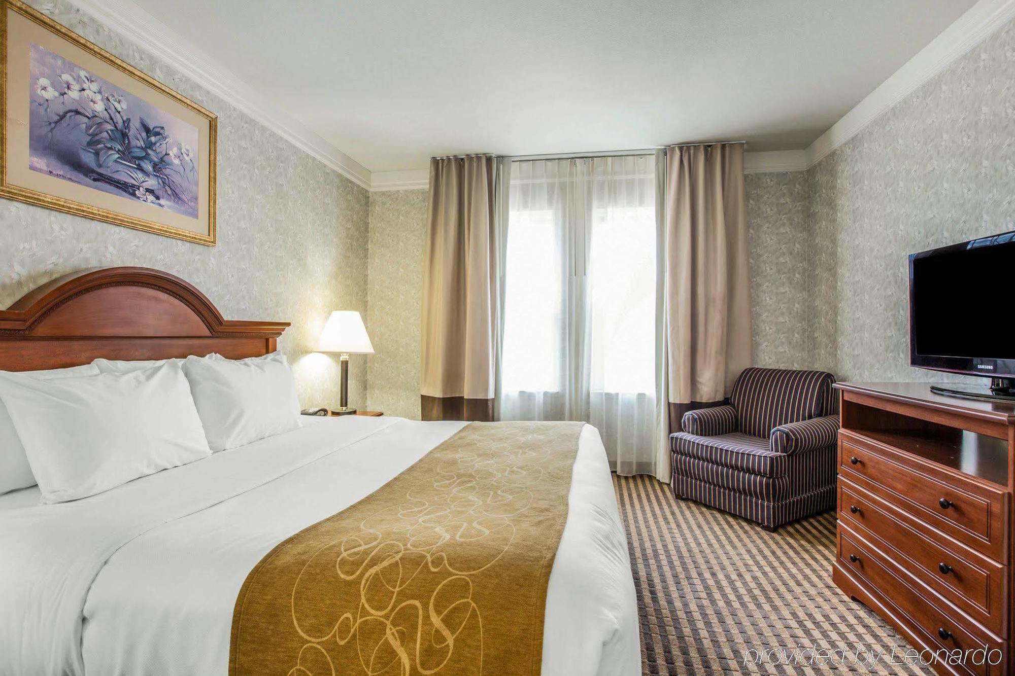 Comfort Suites Visalia - Convention Center Dış mekan fotoğraf