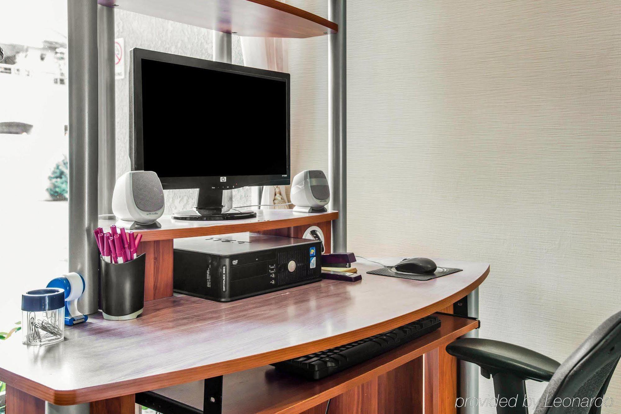 Comfort Suites Visalia - Convention Center Dış mekan fotoğraf