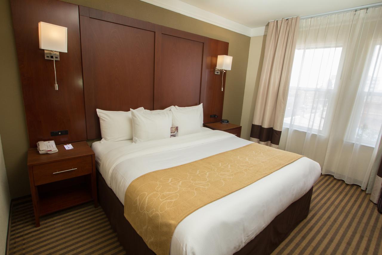 Comfort Suites Visalia - Convention Center Oda fotoğraf
