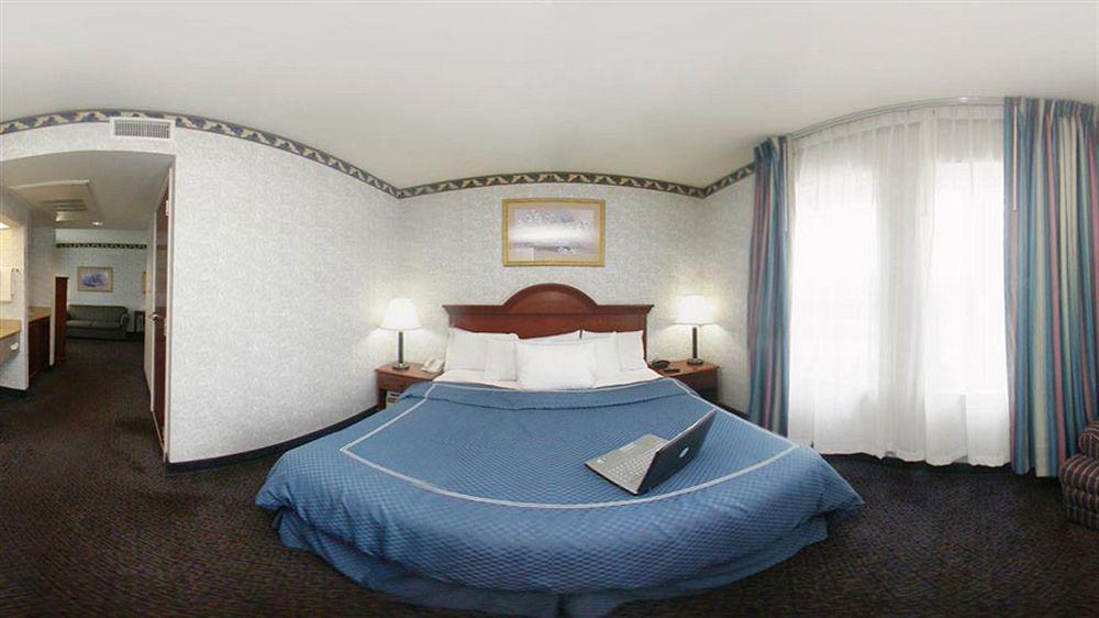 Comfort Suites Visalia - Convention Center Dış mekan fotoğraf